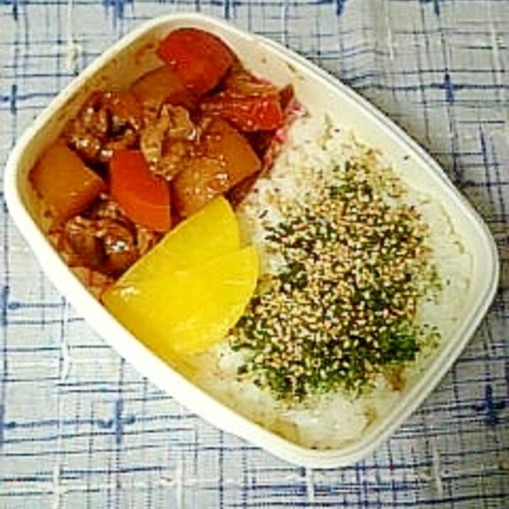 ☆赤味噌肉じゃが弁当☆